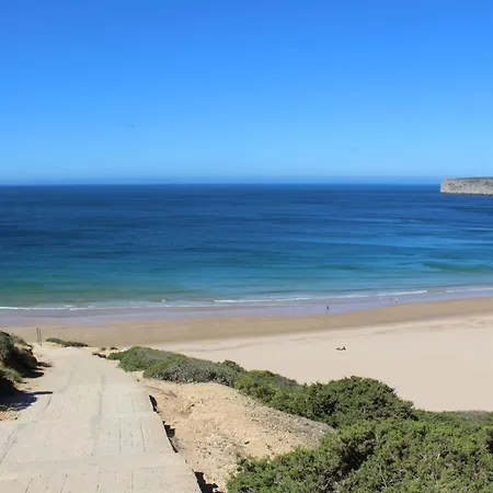 Front 2 * Sagres